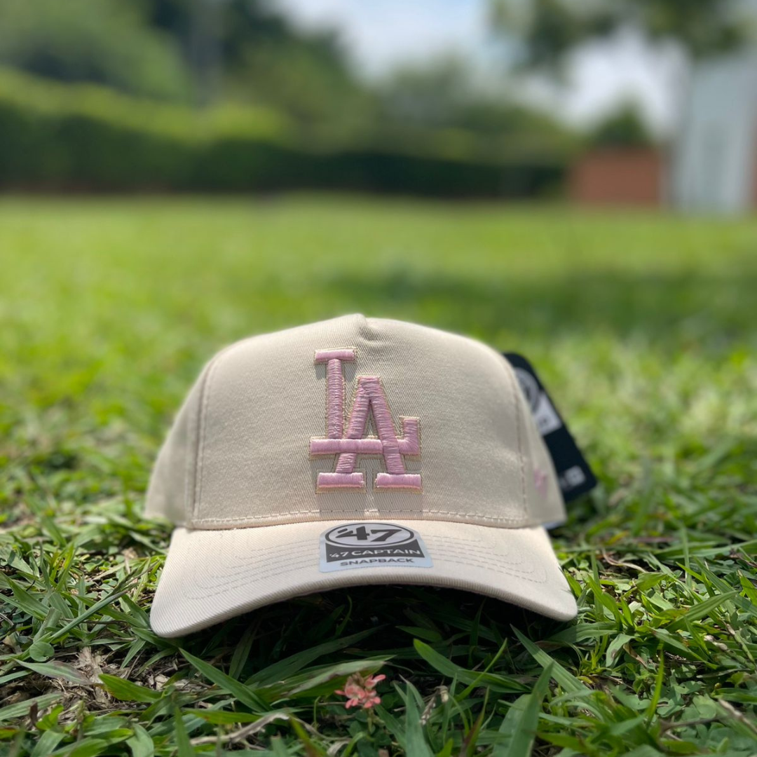 Gorra LA en Beige, Blanco con Azul & Blanco